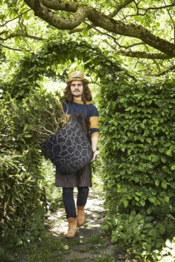 Capi Bloempot Bol Nature Clay NL - D35 X H34cm - Antraciet -Woondecoratie Winkel pot bol clay nl 35x34 antraciet bloempot 6 13